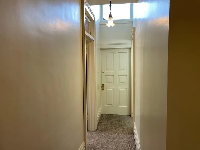 417 Crescent St NE #2 — Photo 15