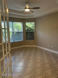 4th image of 1033 Hampstead Ln