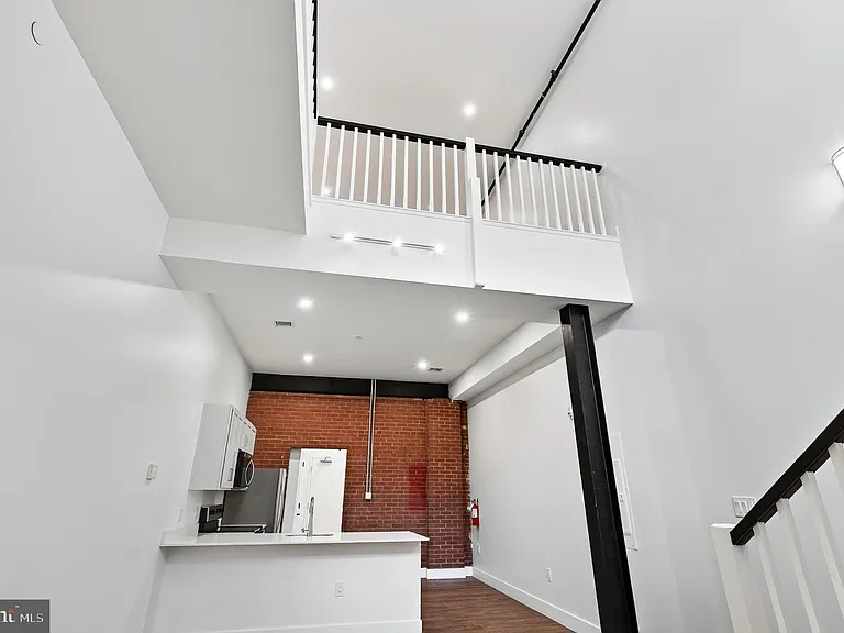 123 S Main St #6 — Photo 14