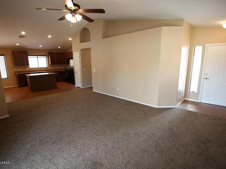 2371 E Calle Gran Desierto — Photo 9