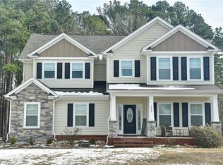 2009 Skimmers Ln, Suffolk, VA 23434