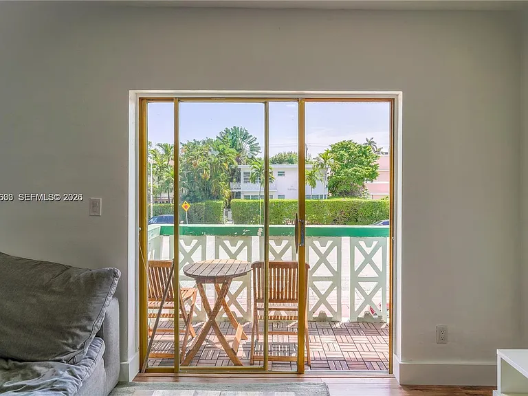 1234 Euclid Ave #7 — Photo 15