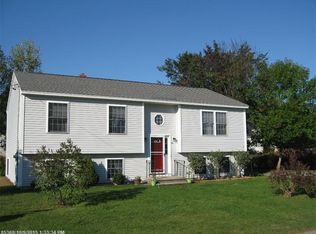 2 Hannah Dr, Gorham, ME 04038