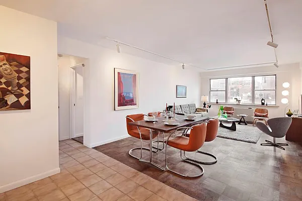 Sold by Town Residential | media 24