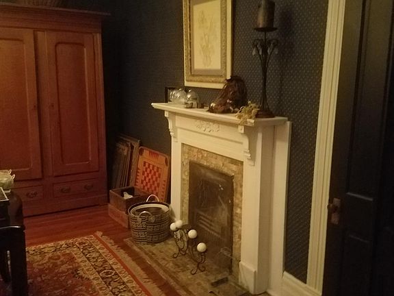 4th image of 108 Hill Ct
