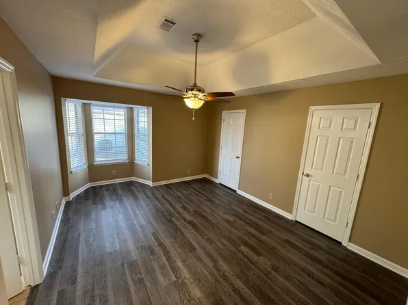 612 N Stonegate Dr, Antioch, TN 37013