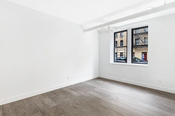 Rented by Living New York | media 12