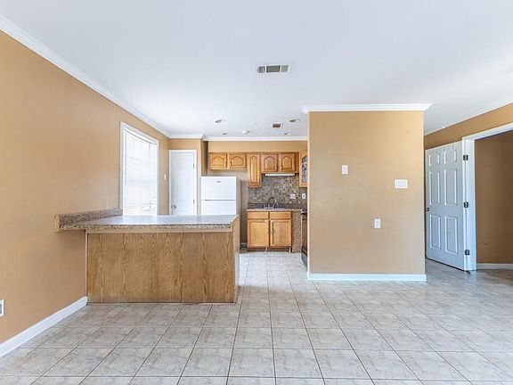 5th image of 7663 Stonewood St