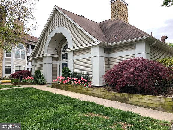 2nd image of 5632 Willoughby Newton Dr Unit 14