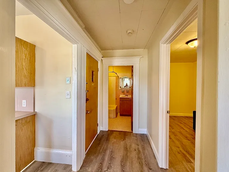 84 Pearl St #2F — Photo 13