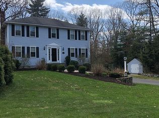 15 Wellfleet Dr, Norfolk, MA 02056