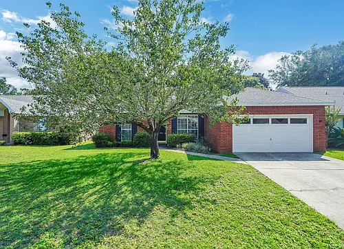 4469 Parkwood Sq Photo 1