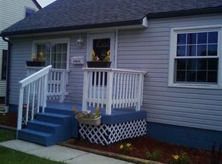 24844 Hayes Rd, Eastpointe, MI 48021