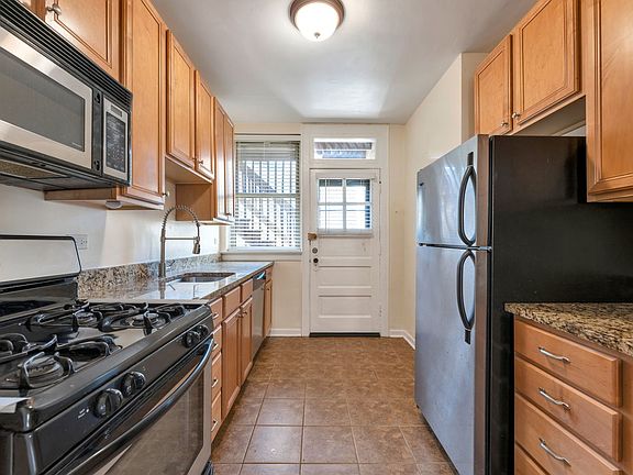 5th image of 4126 N Kedvale Ave APT 203