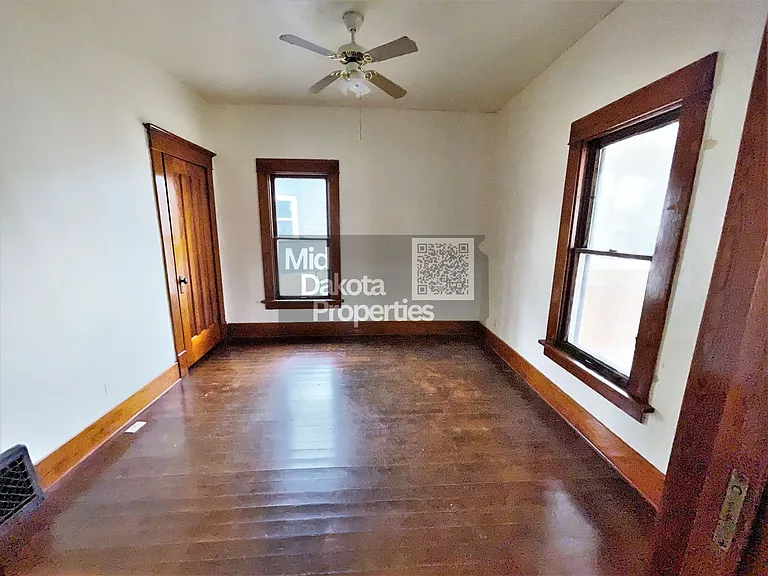 421 E 7th Ave — Photo 12