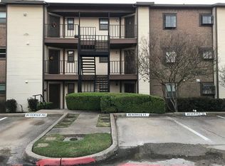 153 Henry M Chandler Dr, Rockwall, TX 75032