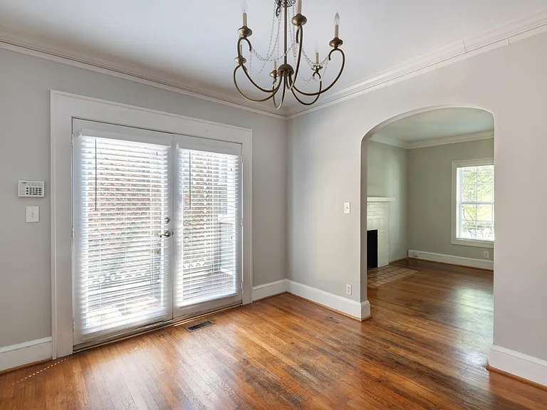 1189 Francis St NW — Photo 11