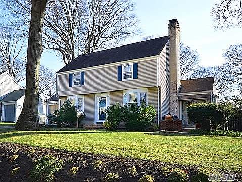 1st image of 14 Dogwood Ln