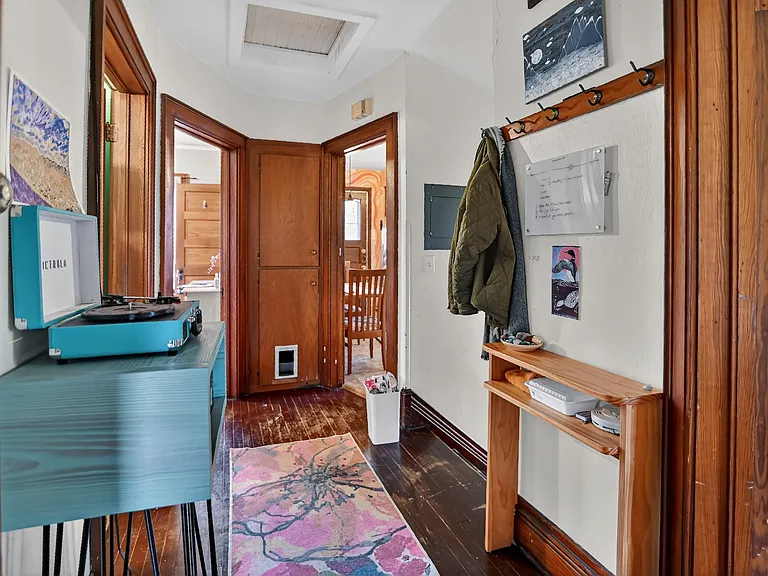820 E Dayton St #2 — Photo 8