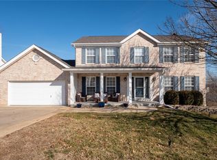 1215 Blue Spruce Ln, Columbia, IL 62236