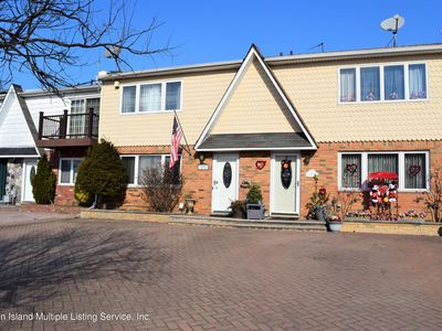 23 Cedar Grove Ct, Staten Island, NY, 10306
