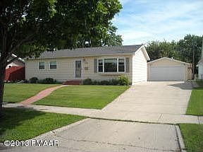 1st image of 502 Birch Ln