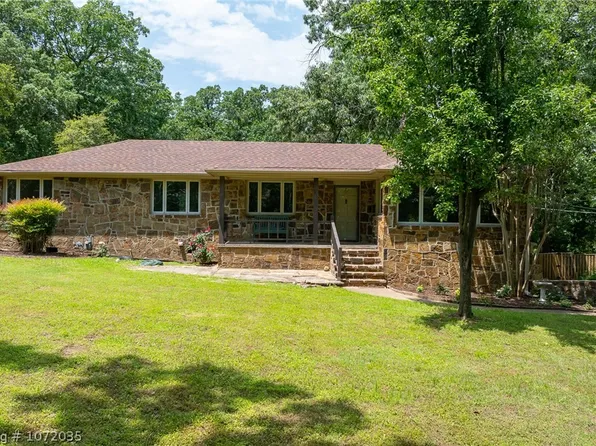 1437 N 52nd St, Fort Smith, AR 72904