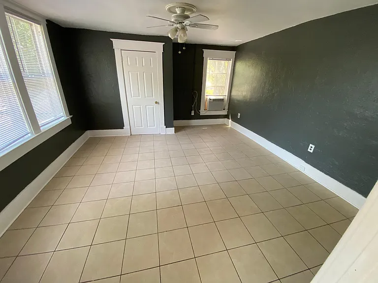931 Newton Ave S #2 — Photo 19