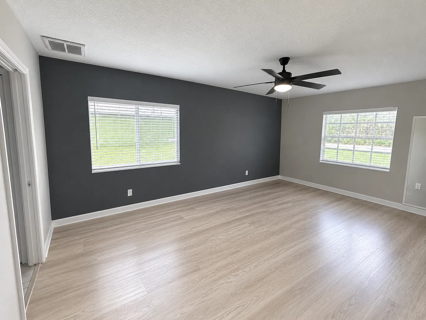 3 bed, 1665 sqft, $2,200 — Photo 4