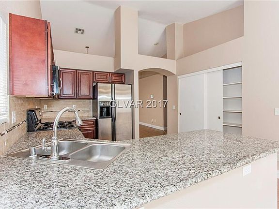 4th image of 2766 Herron Hills St