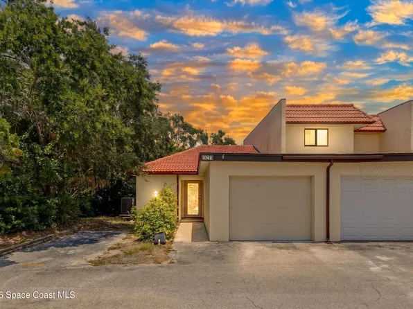 8702 Hibiscus Ct, Cape Canaveral, FL 32920