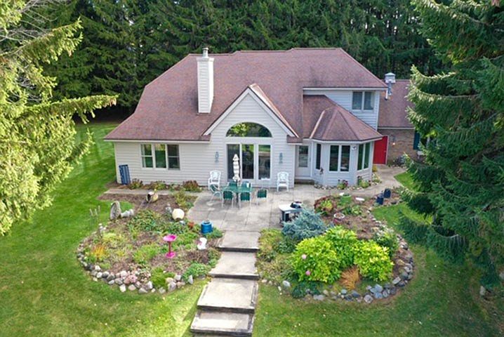 1st image of 743 Country Club Cir