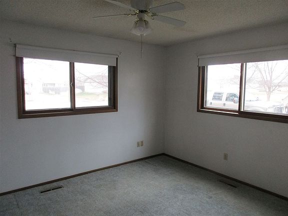 2nd image of 1 S Allen Ave