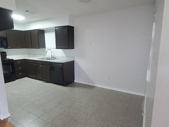 3rd image of 7738 Staci Ct