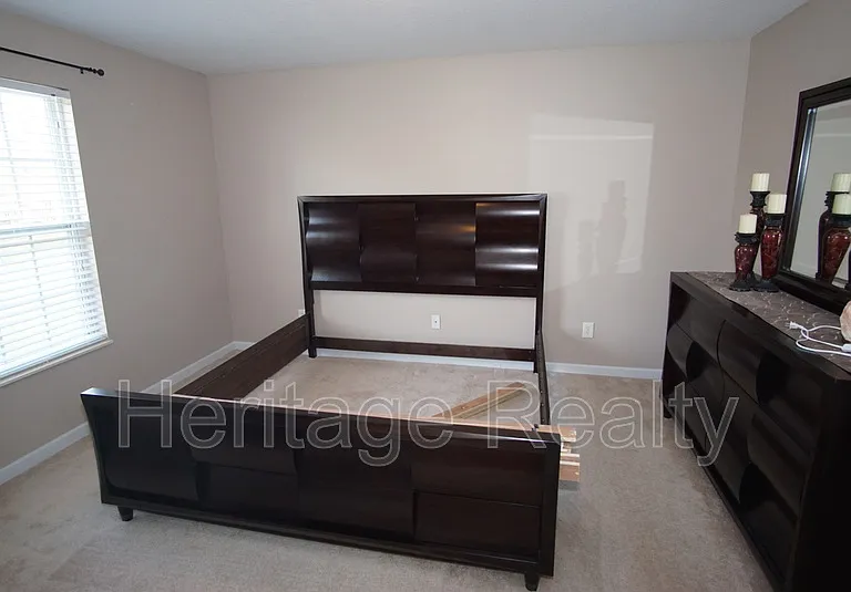 4820 Poplar Crest Way — Photo 10