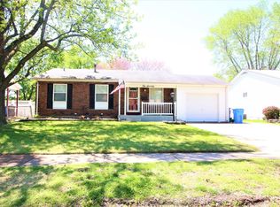 1070 Thompson Dr, Florissant, MO 63031