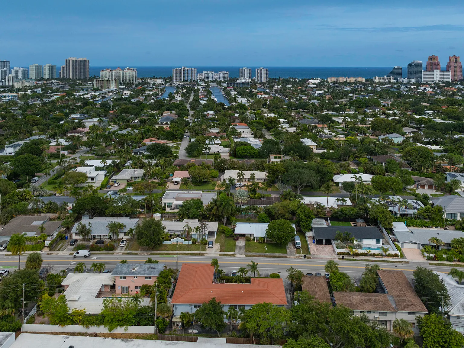 1 bed, 1.0 bath, 6226 sqft, $1,800 — Photo 2