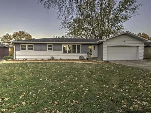 1130 Erie Drive, Janesville, WI 53545