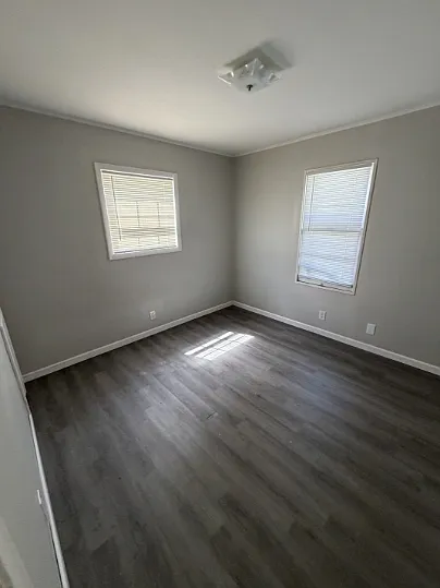 740 N University Blvd #2 — Photo 8