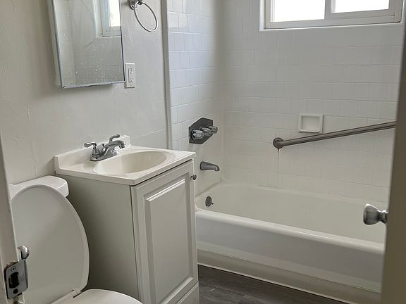 4th image of 1232 W 94th St #1