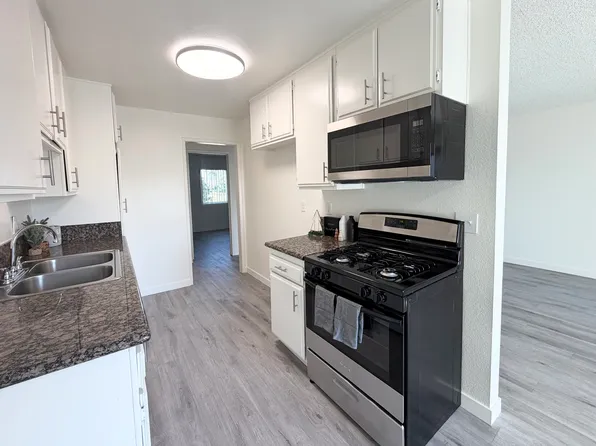 Charleston Square Gardens, 1660 W Palm Ln APT 78, Anaheim, CA 92802