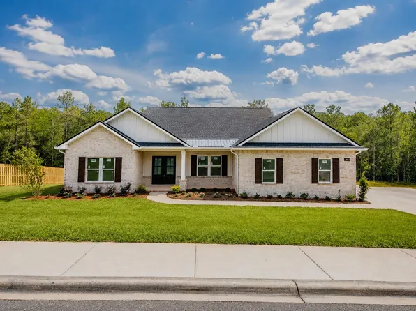 2462 Hammock Ln, Crestview, FL 32536