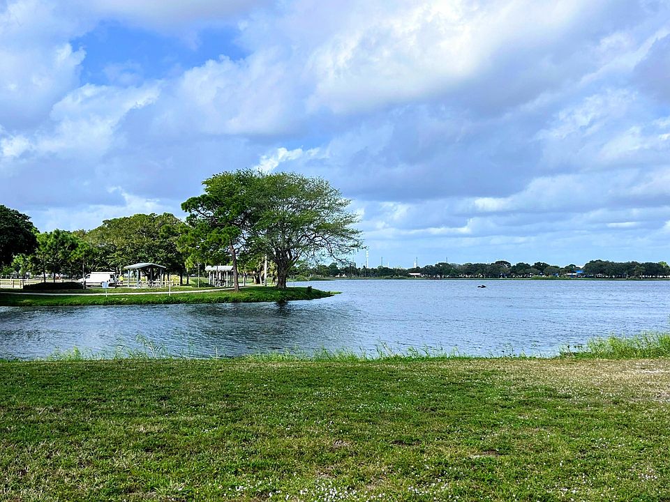 1st image of 2400 Lake Osborne Drive #102
