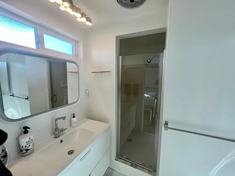 5673 Skyview Ln — Photo 34