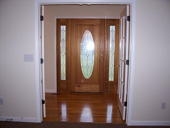 3rd image of 188 Oak Leaf Cir