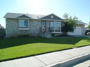 3253 Marcrest Dr, West Valley City, UT 84128