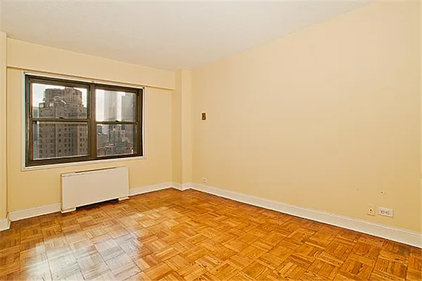 Rented by Maxwell Jacobs | media 14