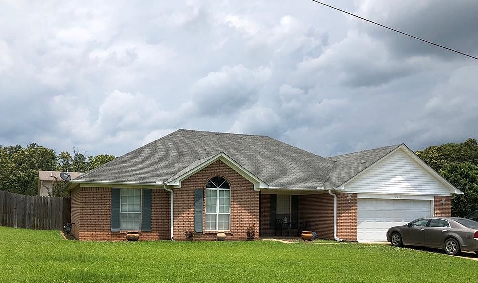 1st image of 144 Garden Terrace Dr