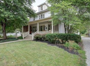 115 S Piatt St, Monticello, IL 61856
