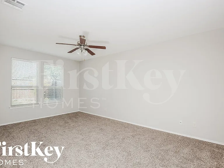 1112 Kaufman Rd — Photo 8